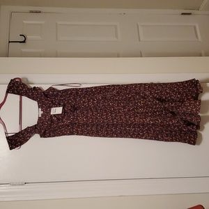 NWT Ruffle Print Wrap Midi Dress